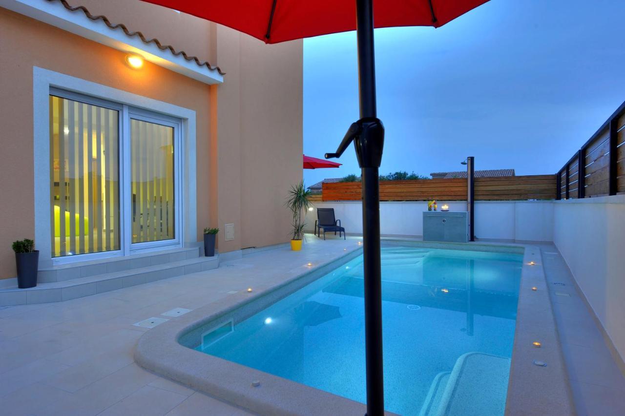 Villa With Private Pool In Village Jadreski Pula Exteriér fotografie